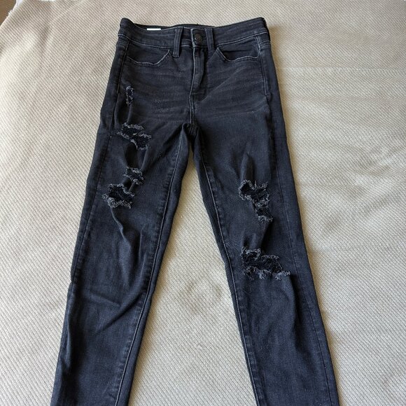 American Eagle/Women’s Distressed Jeans/Size 0 - Picture 1 of 3